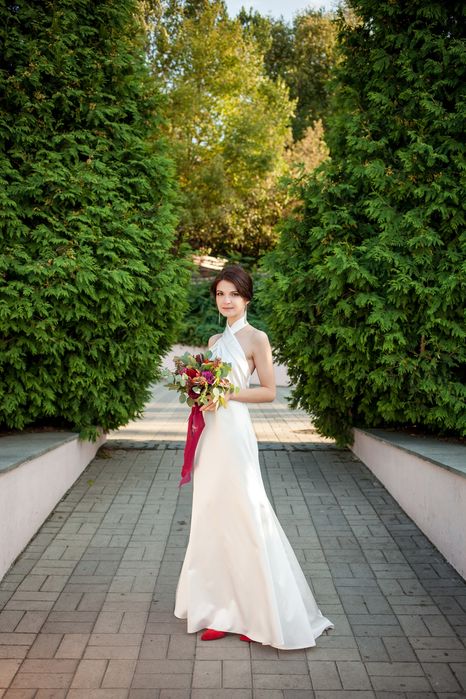 Свадебное платье / коктейльное платье