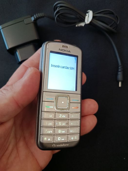 Nokia 6070 - Telemóvel Vintage