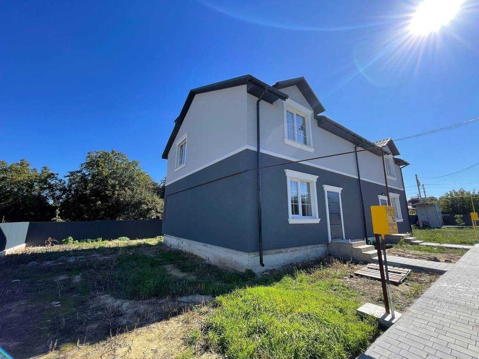 Продаж дуплексу з ремонтом у крутій локації!