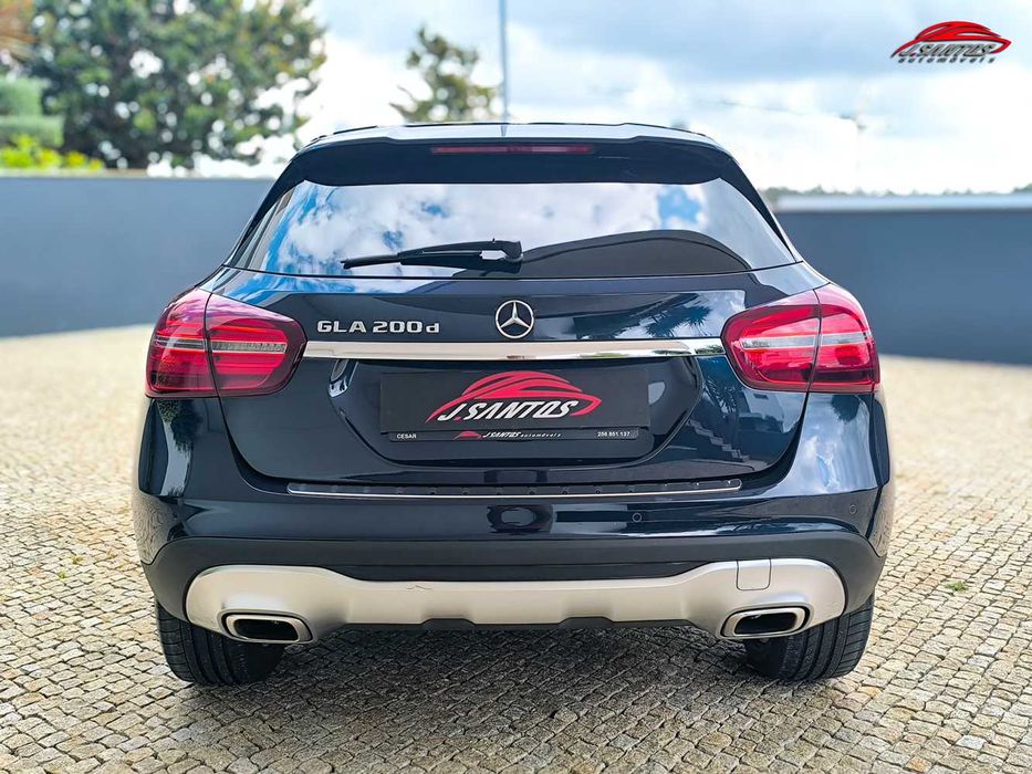 O Mercedes-Benz GLA 200d AMG / Nacional / Automático -7G — photo 5