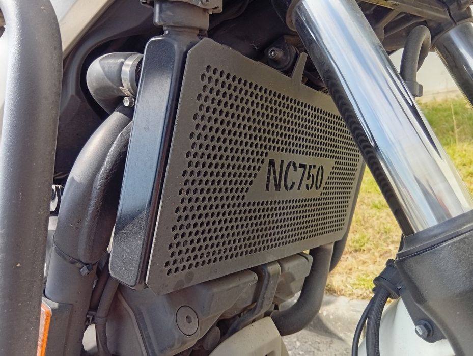 Honda NC 750x DCT 2016- Muitos extras - 5000€