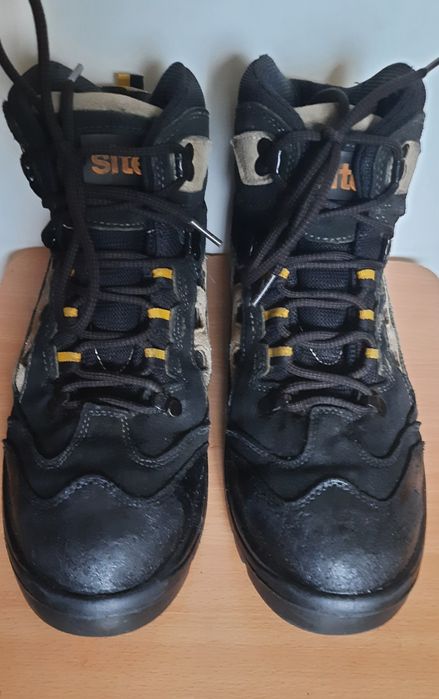 Рабочие ботинки 28,5 сантиметров стелька