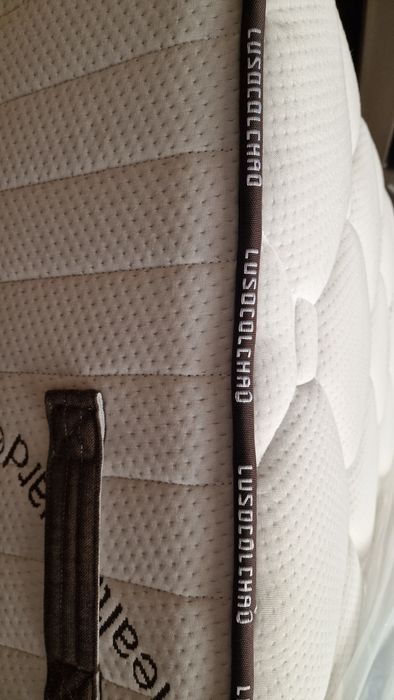 Colchão Lusocolchão Thermal 183x98 praticamente novo (2 meses de uso)