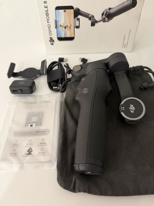 Стабілізатор відеозйомки DJI Osmo Mobile 8