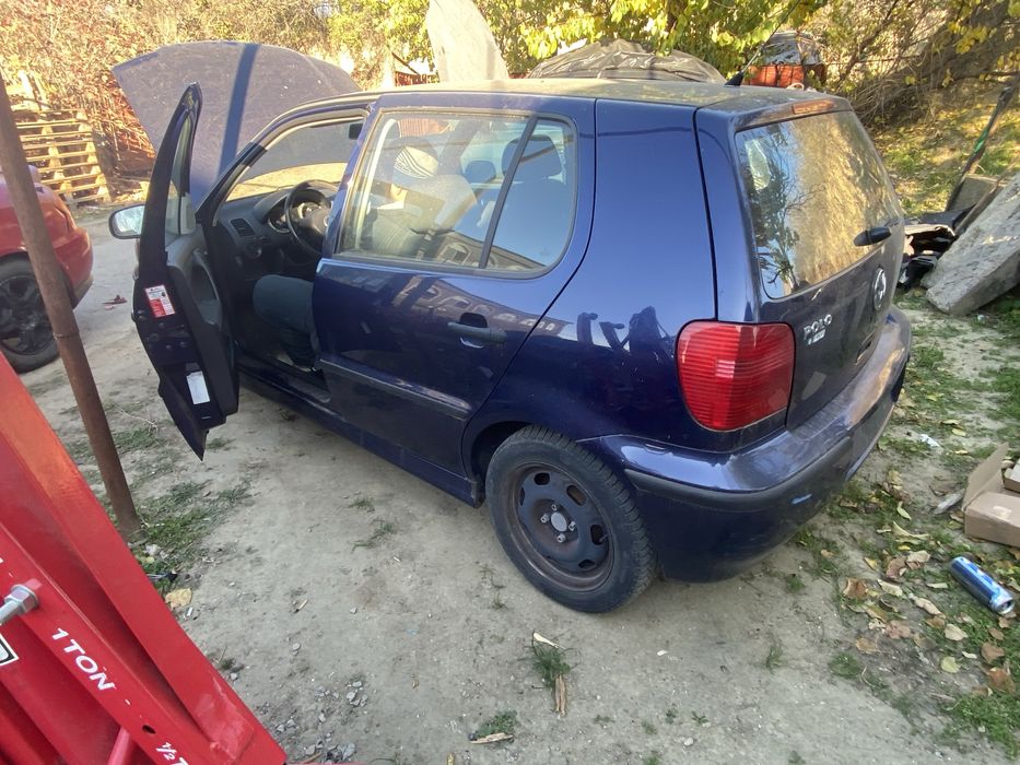 Volkswagen Polo 1.4 МКПП 2000год рестайл разборка запчасти