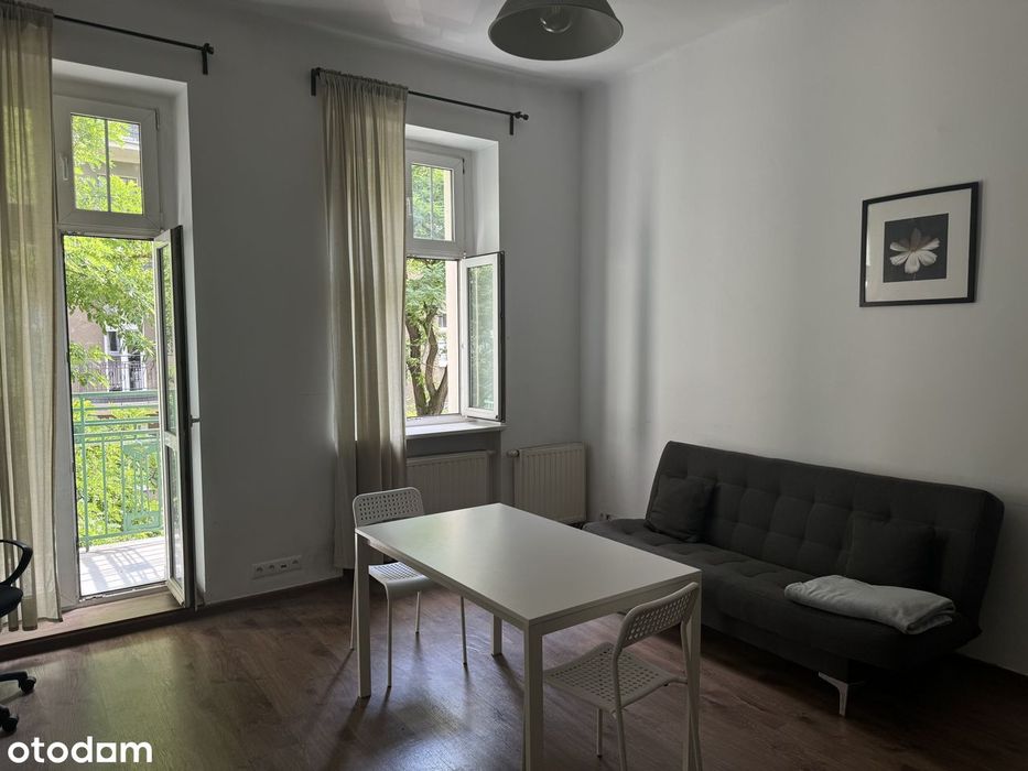 Przestronne mieszkanie 90,20m2 z balkonem w zabytkowej kamienicy