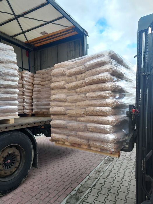 Dostepny. Sprzedaz Pelletu Drzewnego klasy Premium