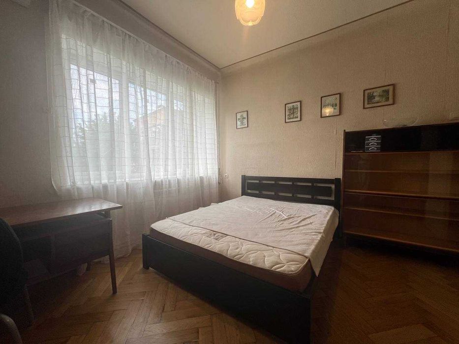 Продам 3 к кв Центр проспект Независимости Сталинка 71 кв м 4 этаж ЭКС
