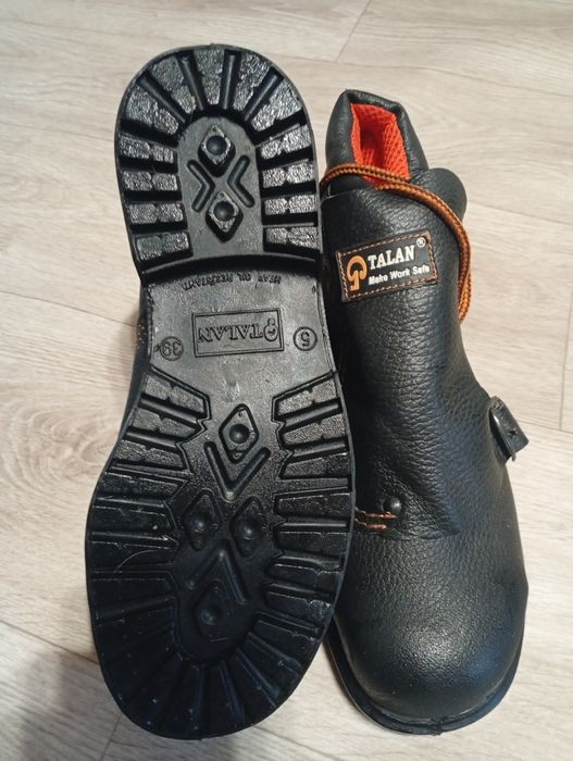 Чоловіче робоче взуття
