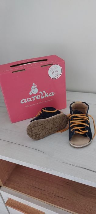 Buty Aurelka rozm. 19