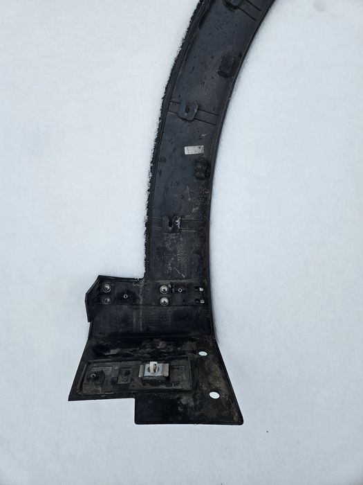 Арка накладка крила передня ліва EV6