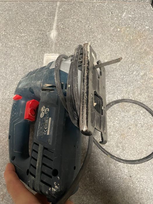 Wyrzynarka Bosch 8000