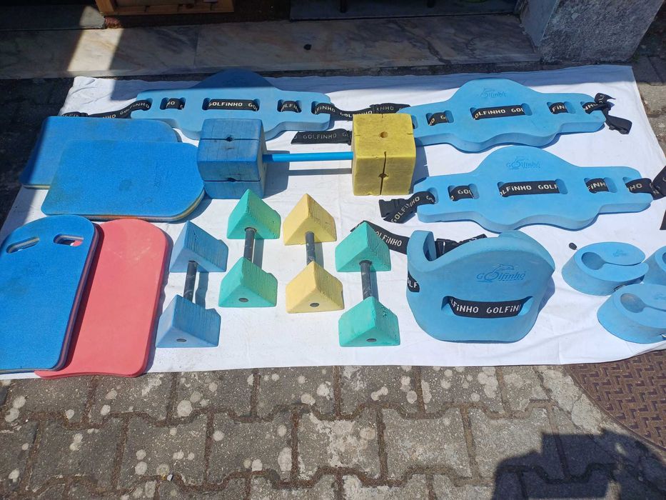 Acessórios Golfinho Sports para piscina 16 unidades
