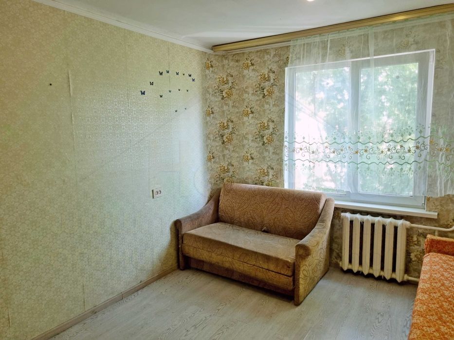 Кімната 13 м2 на 3 поверсі в гуртожитку в районі Круга-KI