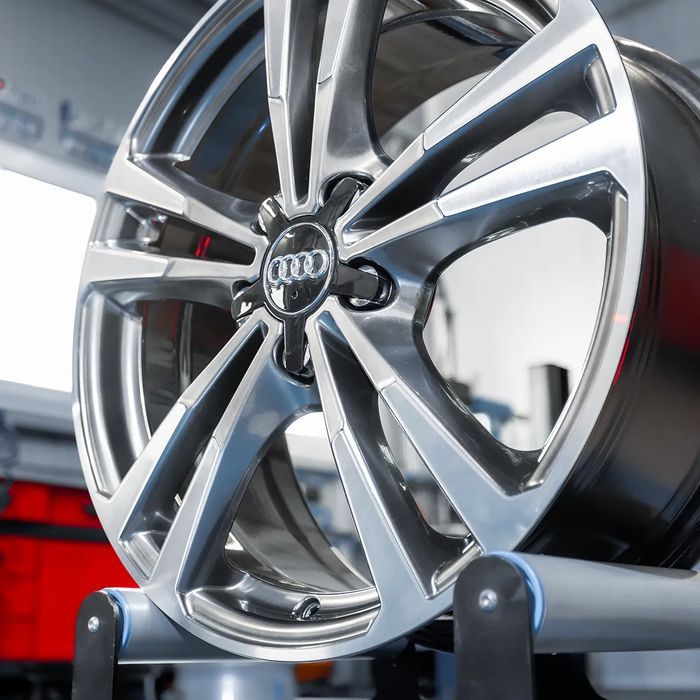 NOWE ORYGINALNE Felgi aluminiowe Audi 17" A1 S1 A3 S3 TT