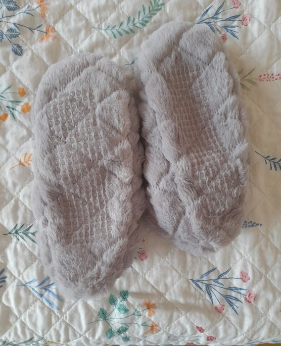 Pantufas com anti-derrapante