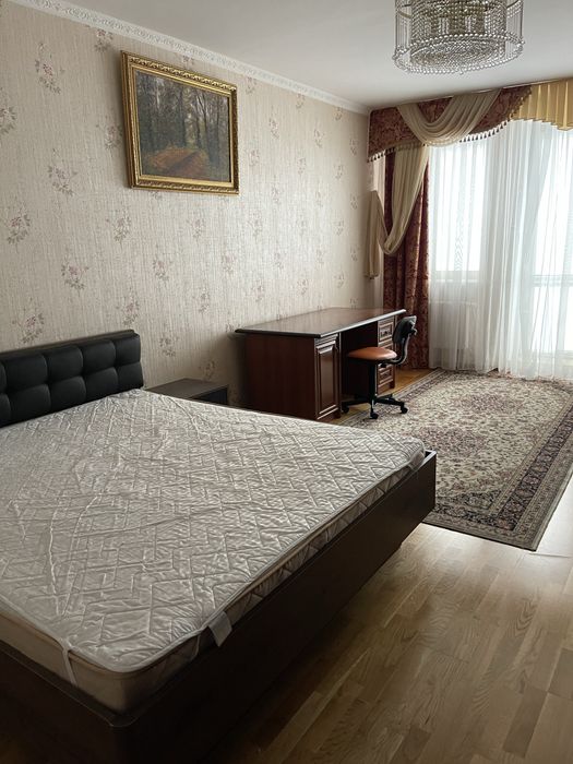 Голосіївська 13,Без комісіі ,4 кімнати ,150м2,ЖК  Голосіїво