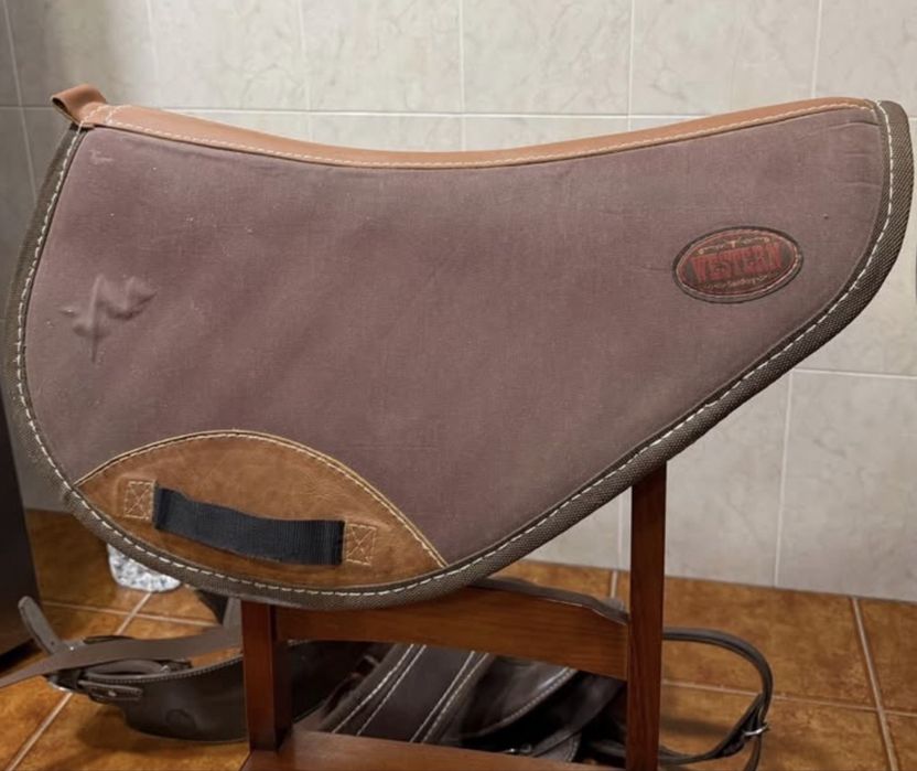 Sela Western Saddlery + acessórios