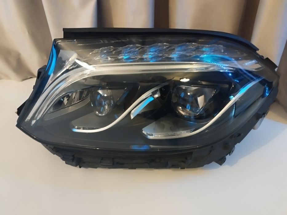 Mercedes GLS A166 lampa przednia full LED