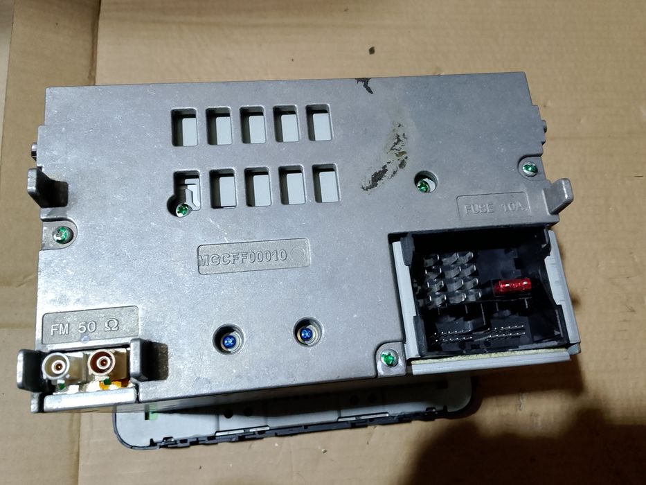 Radio samochodowe VW Passat B6, brak kodu, 1K0 035.180 C