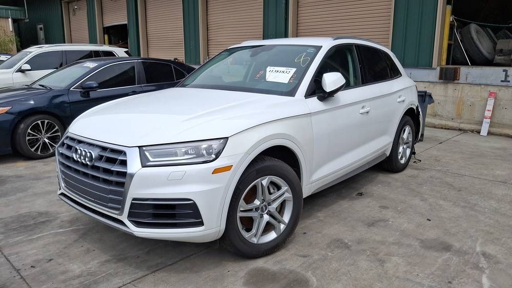 Розборка audi q5 80a FY запчастини a5 a4 b9 кузов салон мотор підвіска