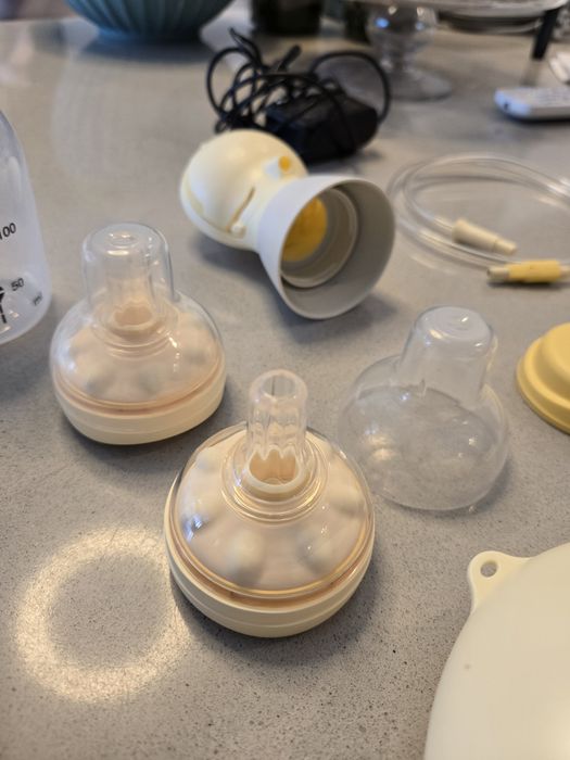 Bomba eléctrica tira leite