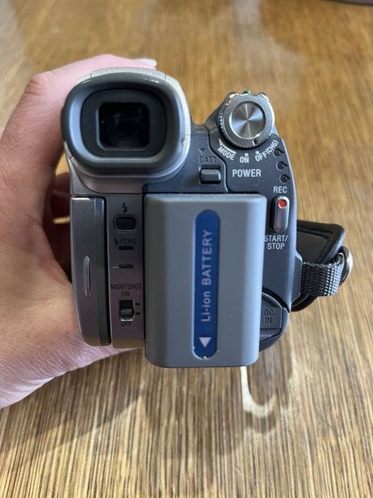 Sony handycam WIDE LCD DCR-HC94