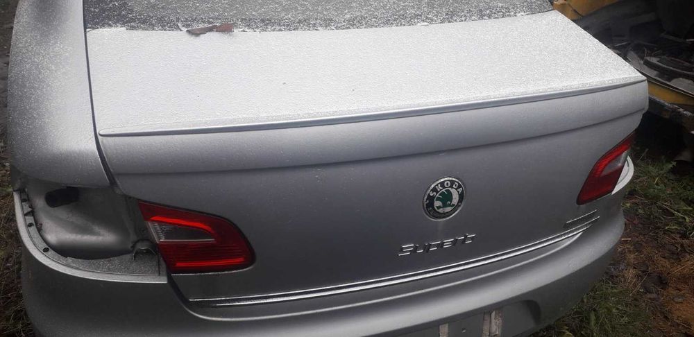 Кришка багажника Skoda SuperB 2