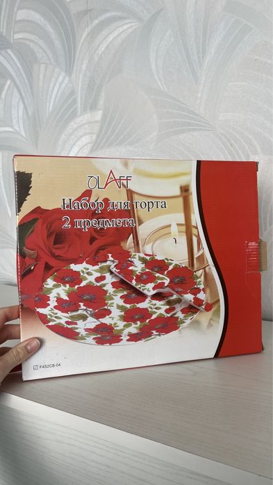 Новый набор для торта (тарелка + лопатка )