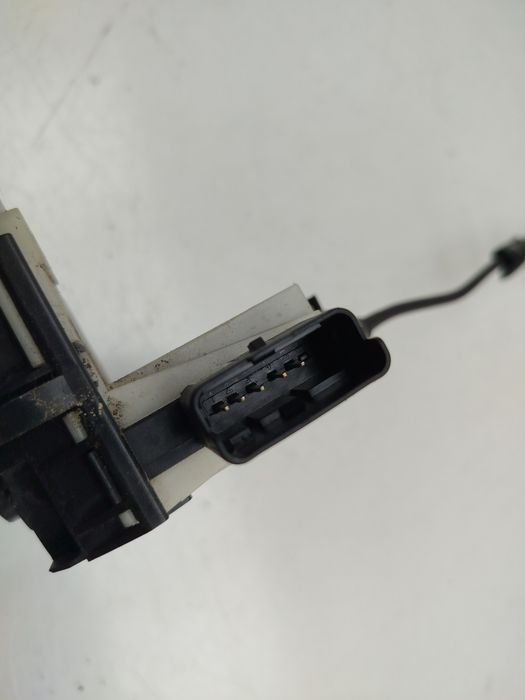 Fechadura / fecho porta frente direito PEUGEOT 208