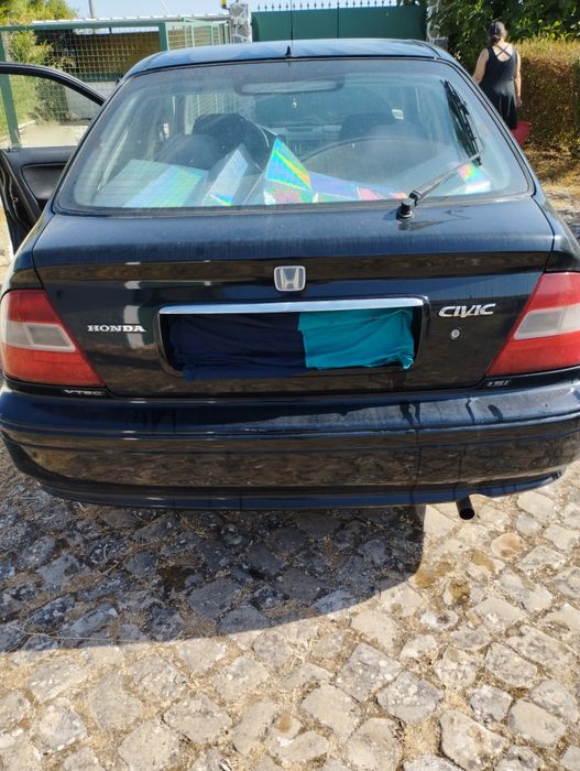Honda Civic 1.5 i Vitec profile