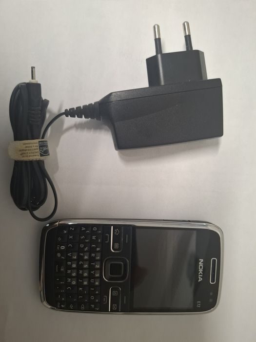Telemóvel Nokia e72