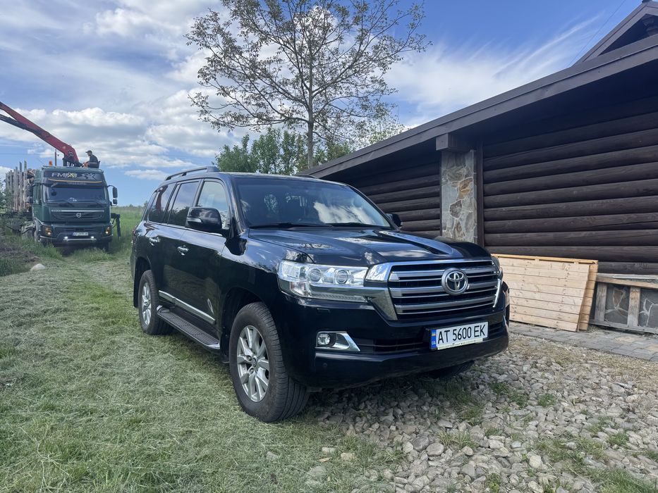 Продам TOYOTA LAND CRUISER 200! Перший власник