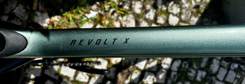 Giant Revolt X Advanced Pro 2