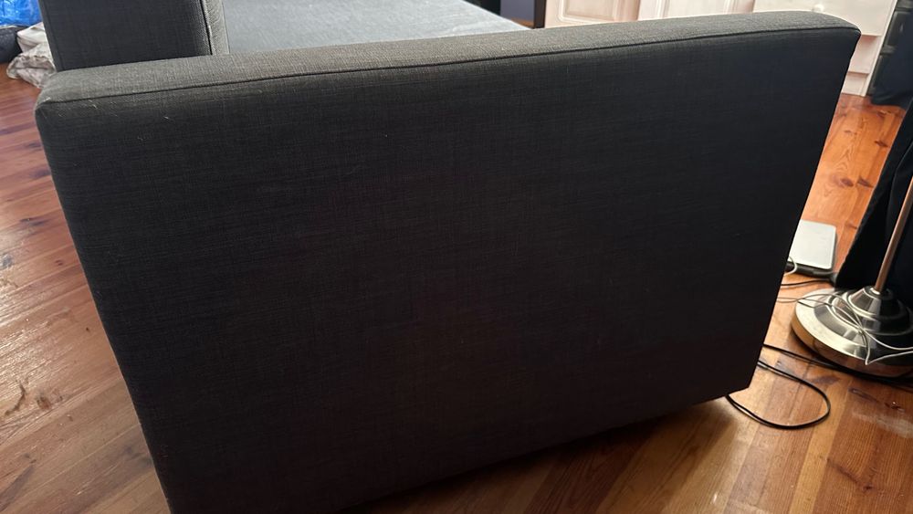 Szara rozkładana kanapa z IKEAA