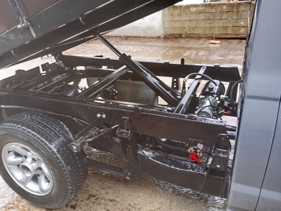 Nissan d22 com báscula