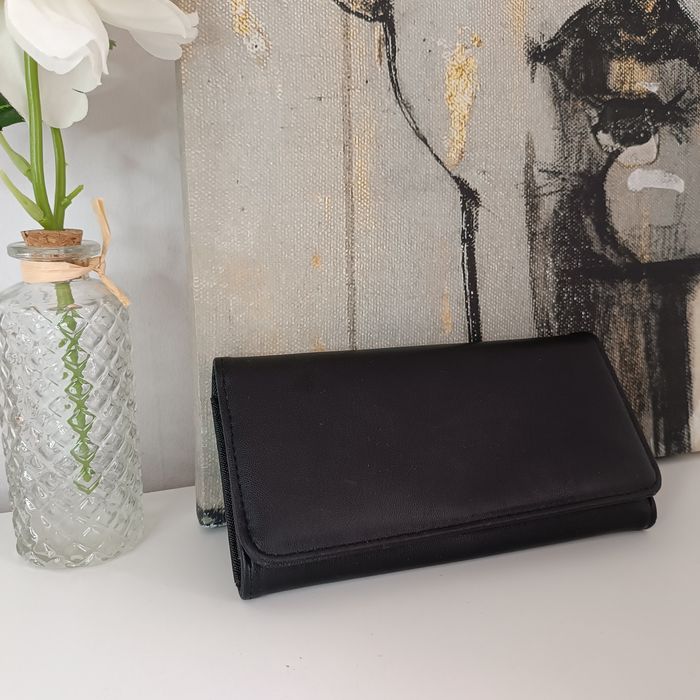 Portfel aesthetic klasyczny czarny większy
