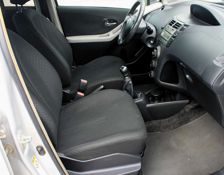 Toyota Yaris 1.4D4D com 162000km de 2011