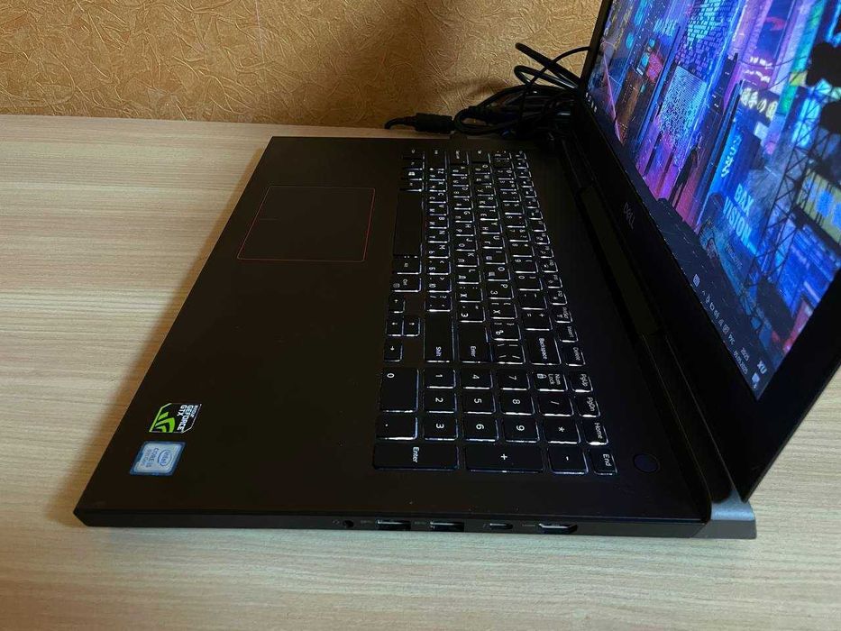 Мощный игровой ноутбук Dell