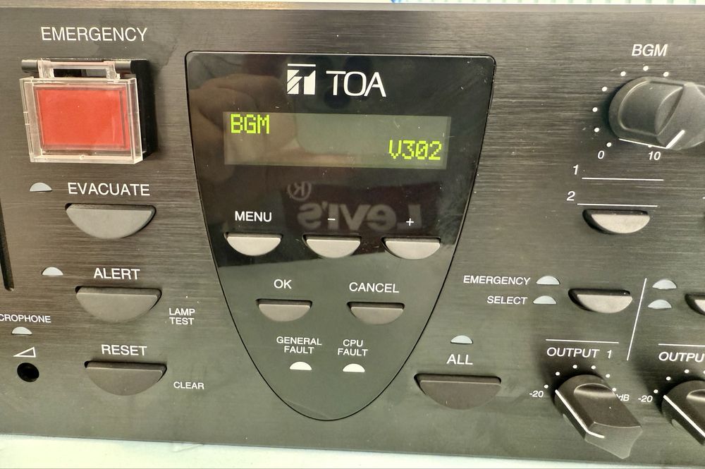 Amplificador TOA - VM-3240VA