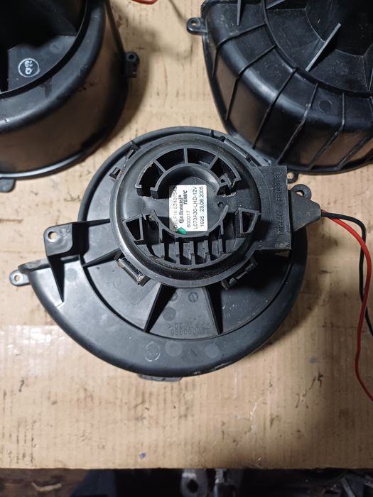 Opel astra H вентилятор моторчик пічки печки