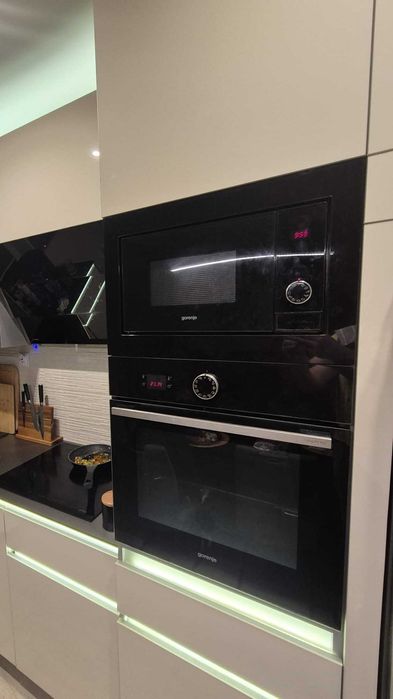 Mikrofalówka Gorenje model: BM6240SY2B