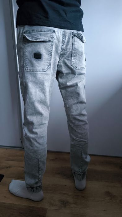Męskie Cropp spodnie jogger W28/L32