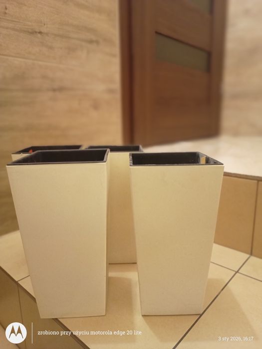 Doniczki krem, wysokie