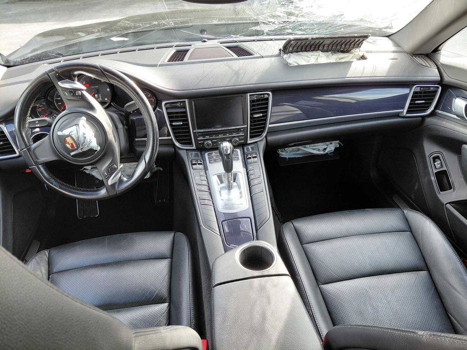 Porsche Panamera 3.0, 2015