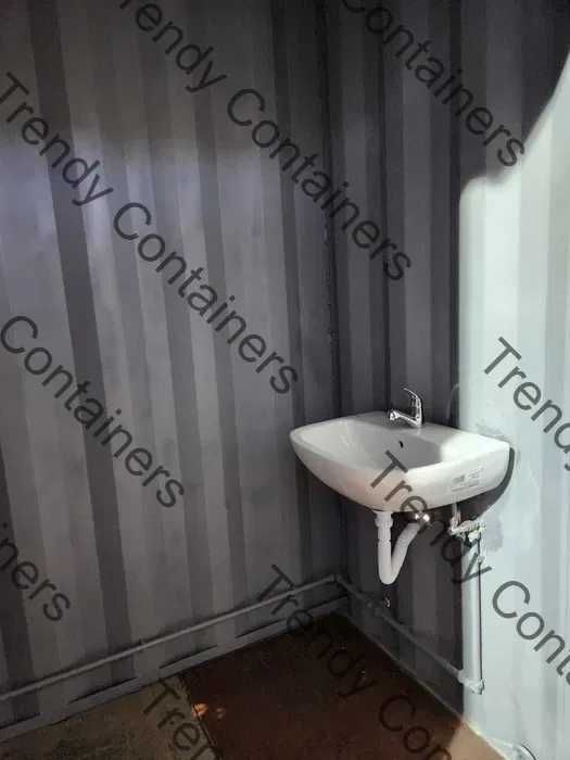 Contentor 10pes 3 metros Obras com casa de banho. WC