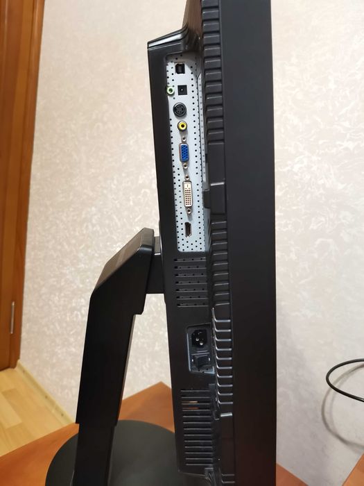 Монітор Samsung syncmaster 245t