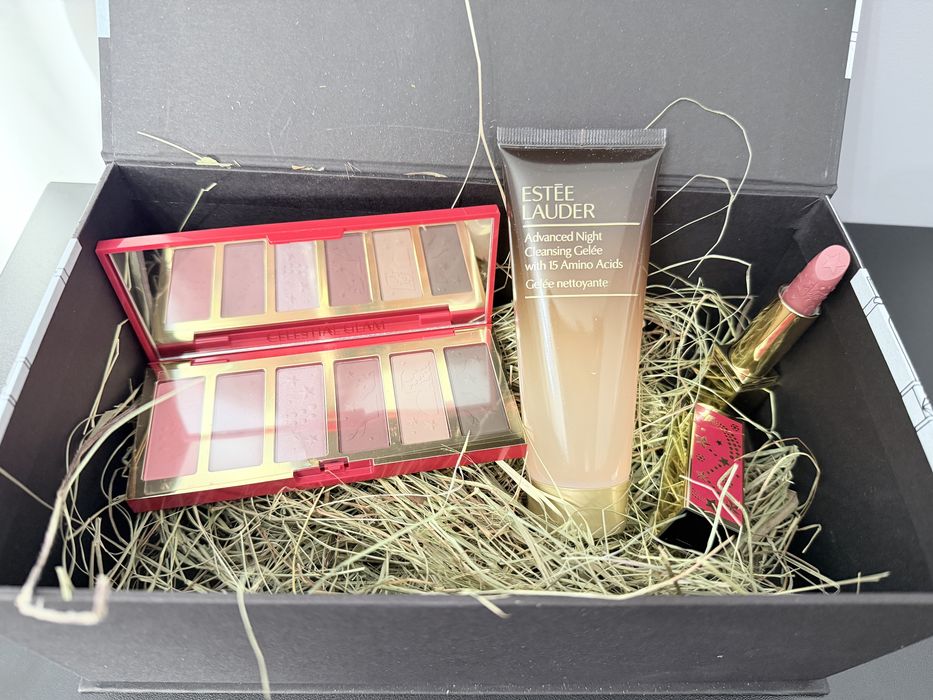 подарун набір у луговому сіні! estee lauder/помада/тіні/очищуючий гель