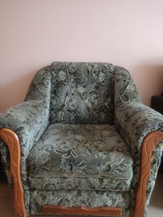 Продам розкладне крісло