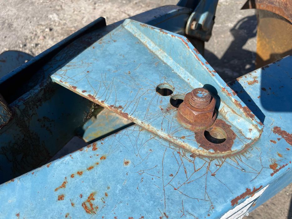 Продам Плуг 3-корпусний Overum 3-25-30-35-40 Rabe Werk Kverneland